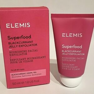ELEMIS Superfood Blackcurrant Jelly Exfoliator. Face Scrub 50 ml. Full size